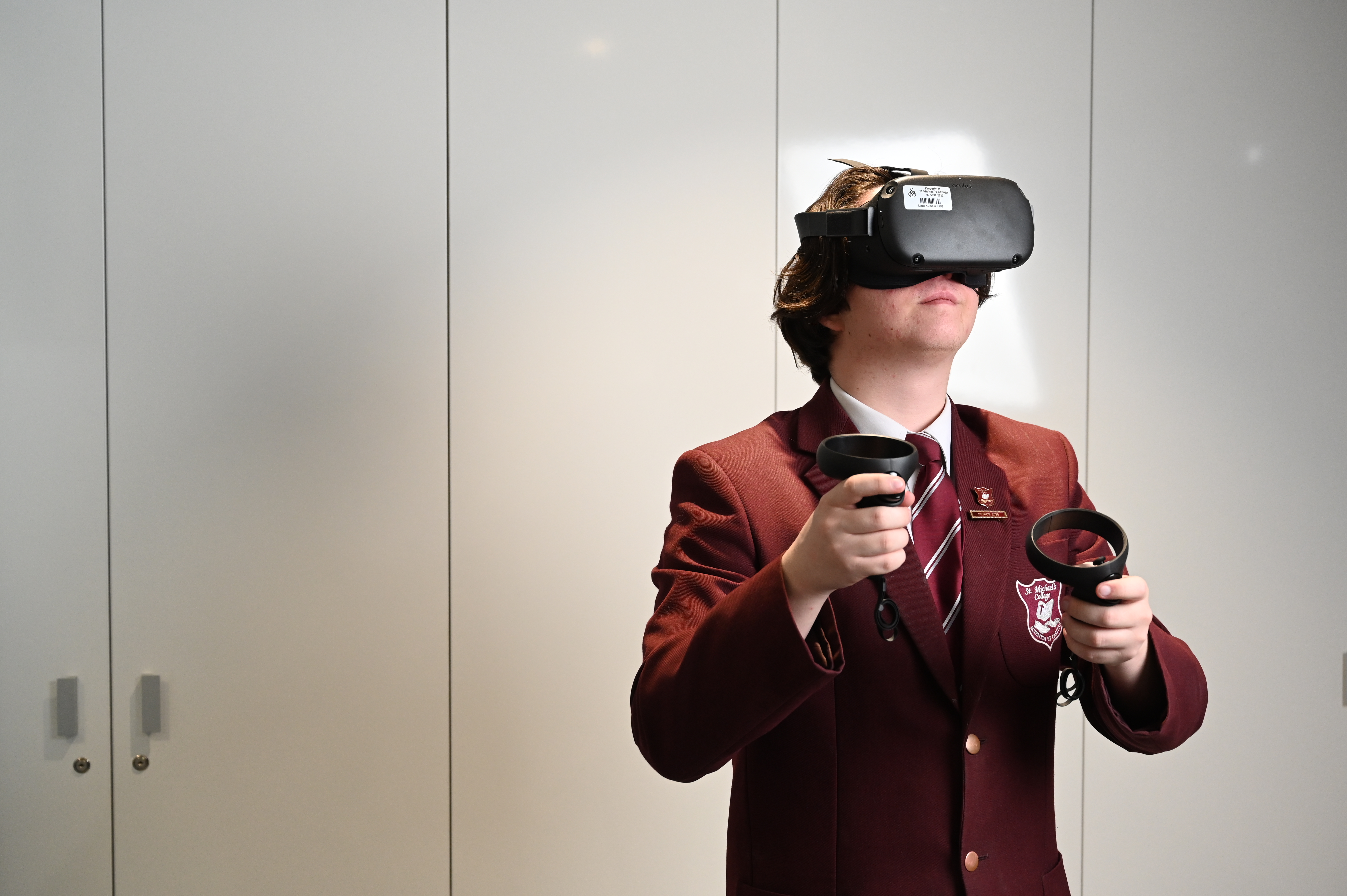 Student with a VR